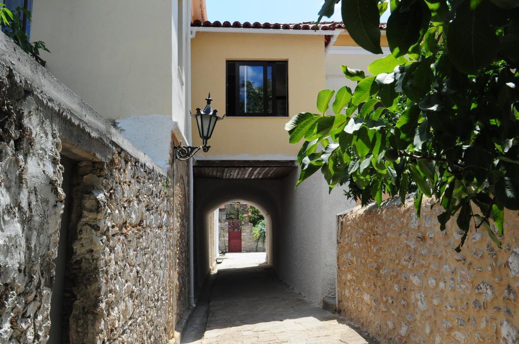 Christina Guest House ไมส์ตราส ภายนอก รูปภาพ